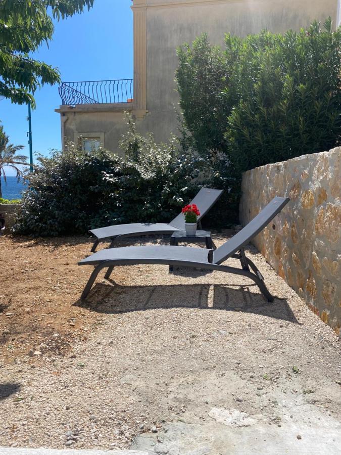 Splendide Studio Miramar Vue Mer Avec Terrasse Bandol Buitenkant foto
