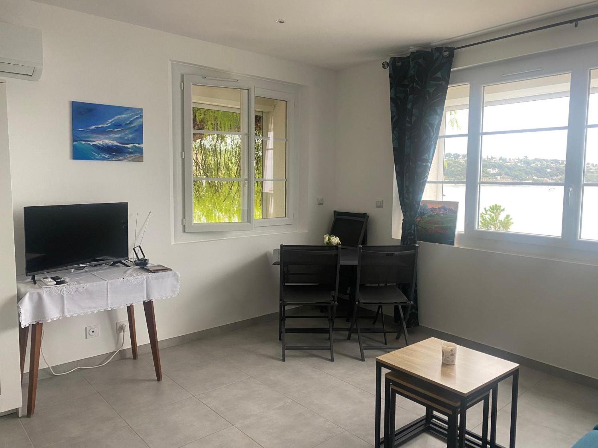 Splendide Studio Miramar Vue Mer Avec Terrasse Bandol Buitenkant foto